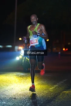 Runner Photo 4340054