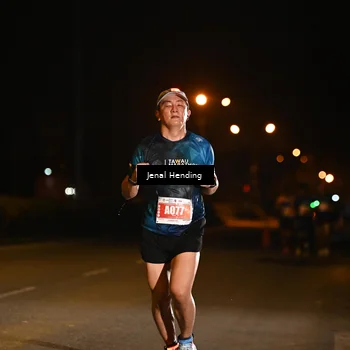 Runner Photo 4340057