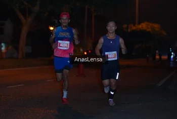 Runner Photo 4340071