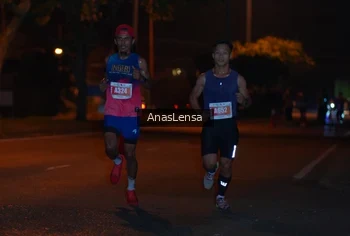 Runner Photo 4340092