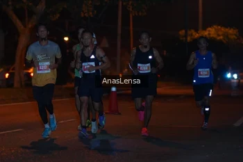 Runner Photo 4340100