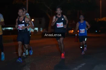 Runner Photo 4340108