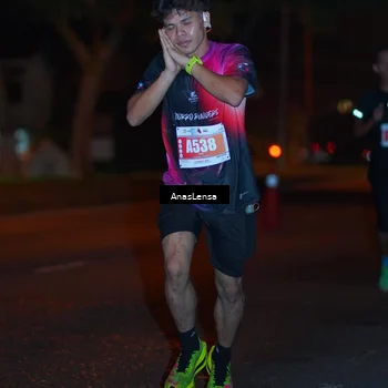 Runner Photo 4340182