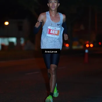 Runner Photo 4340194