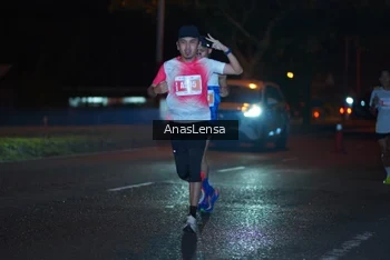 Runner Photo 4340362