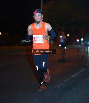 Runner Photo 4340365
