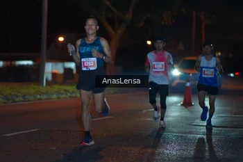 Runner Photo 4340397