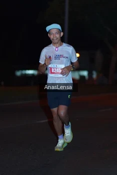 Runner Photo 4340398