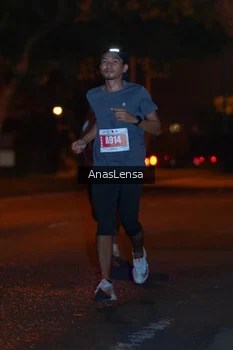 Runner Photo 4340446