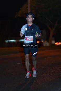 Runner Photo 4340474