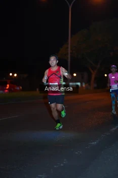 Runner Photo 4340516