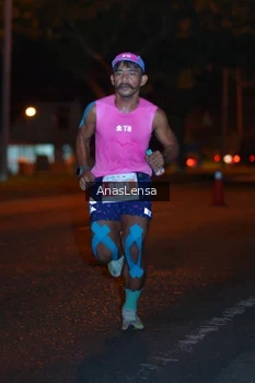Runner Photo 4340545