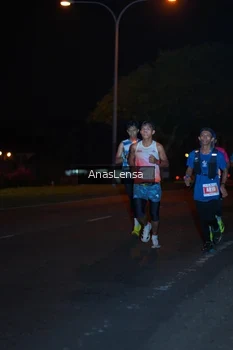 Runner Photo 4340548