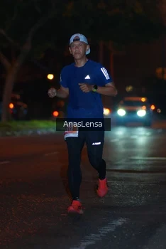 Runner Photo 4340592