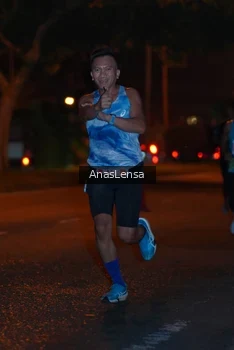 Runner Photo 4340593