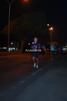 Runner Photo 4340675
