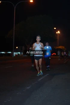 Runner Photo 4340718