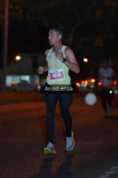 Runner Photo 4340727
