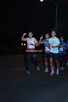 Runner Photo 4340762