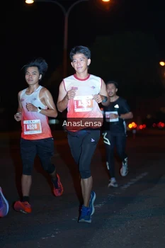 Runner Photo 4340802