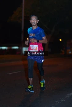 Runner Photo 4340818