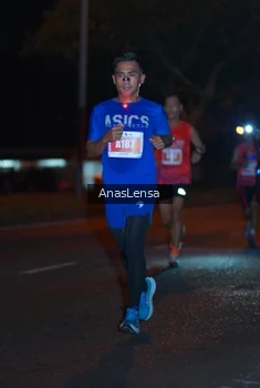 Runner Photo 4340826