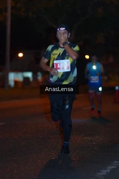 Runner Photo 4340908