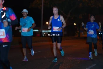 Runner Photo 4340977