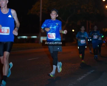 Runner Photo 4340983