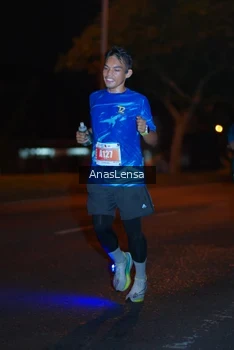 Runner Photo 4341023