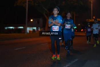 Runner Photo 4341025