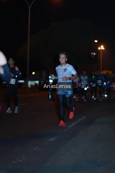 Runner Photo 4341090