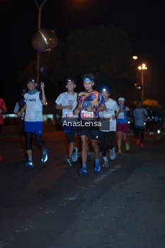 Runner Photo 4341116