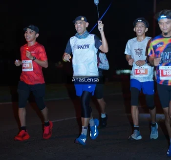 Runner Photo 4341136