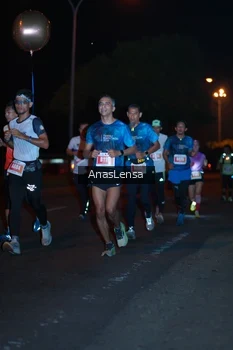 Runner Photo 4341143