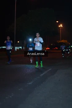 Runner Photo 4341200
