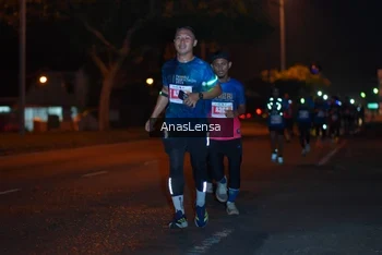 Runner Photo 4341283