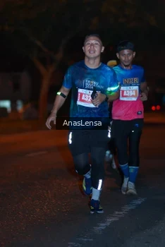 Runner Photo 4341288