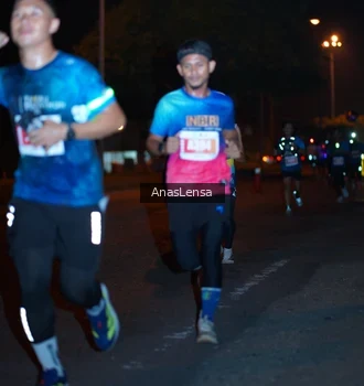 Runner Photo 4341294
