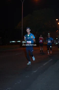 Runner Photo 4341338