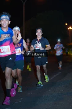 Runner Photo 4341358