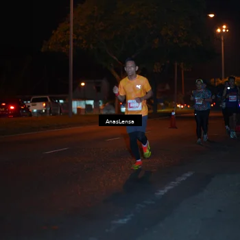 Runner Photo 4341445