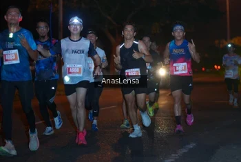 Runner Photo 4341453