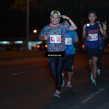 Runner Photo 4341475