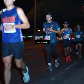 Runner Photo 4341496