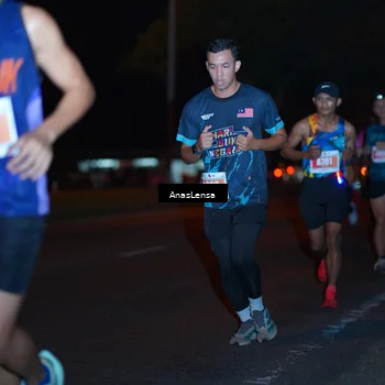 Runner Photo 4341506