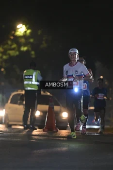 Runner Photo 4341545