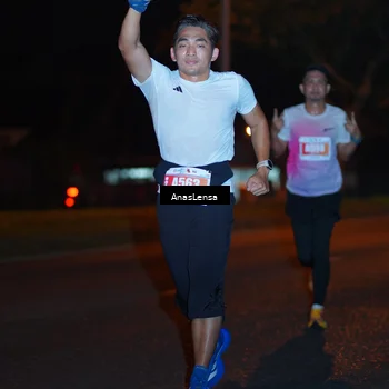 Runner Photo 4341565