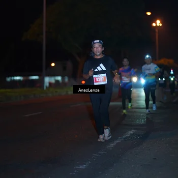 Runner Photo 4341622
