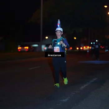 Runner Photo 4341627